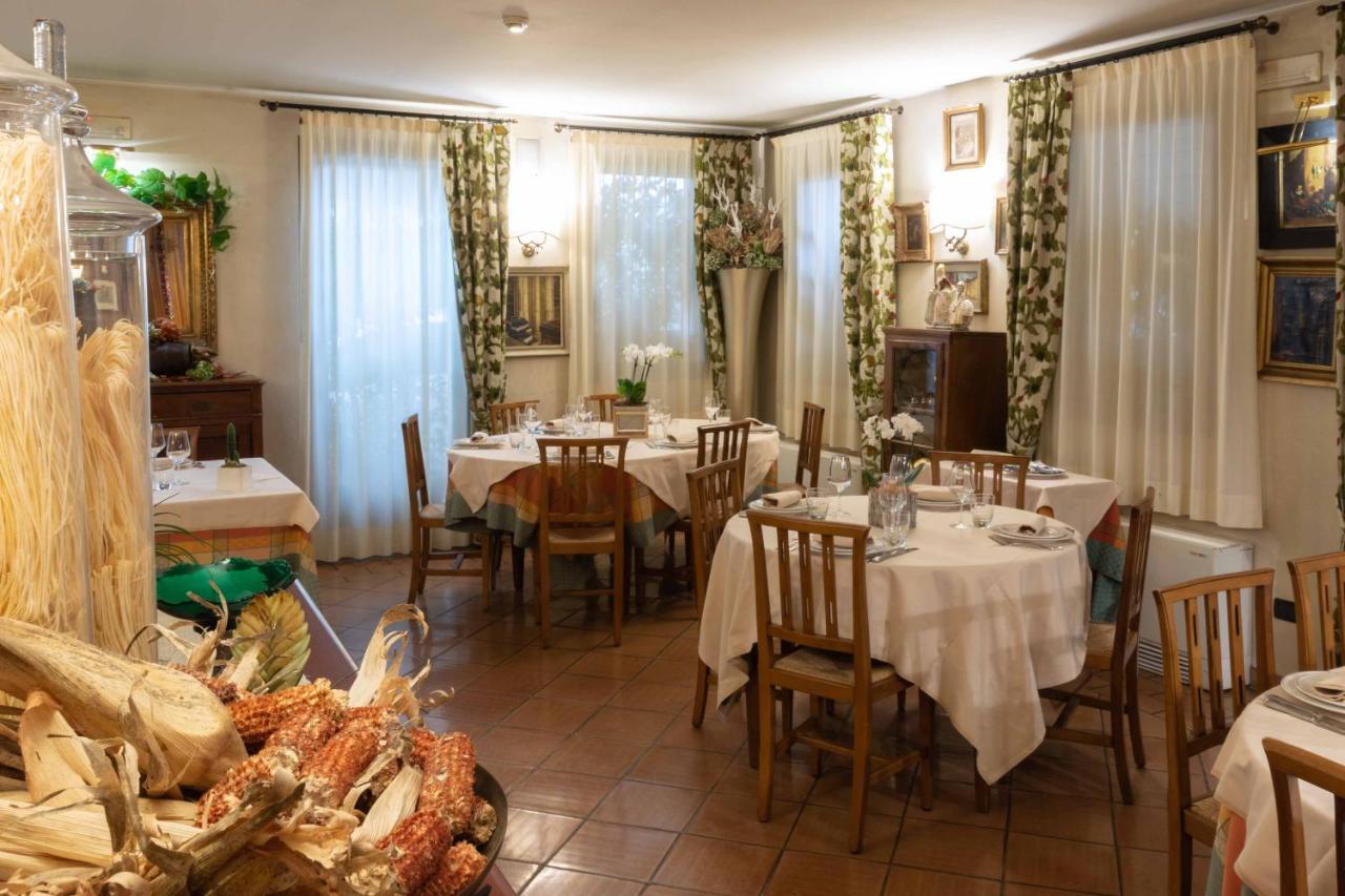 Castello Di Godego Hotel Locanda Al Sole מראה חיצוני תמונה